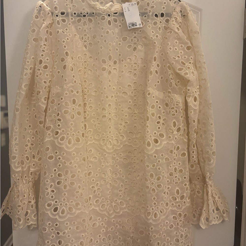 H&M Cream Eyelet Lace dress - Picture 4 of 7